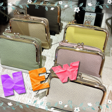 オトナカワイイ💖二つ折り財布