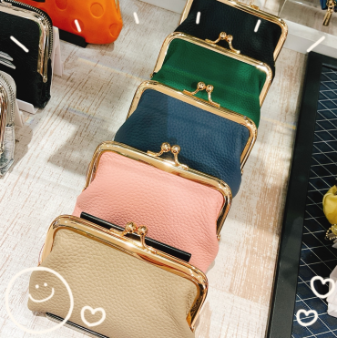 お財布としても、ポーチとしても👛