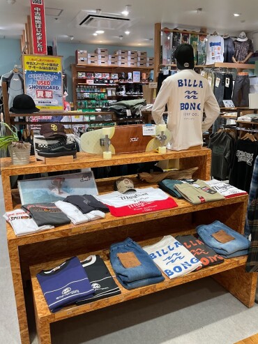 秋物続々入荷中！！