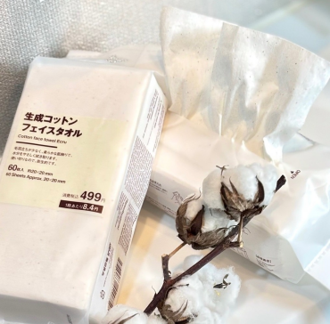 幅広い使い方ができる『生成コットンフェイスタオル』が登場。